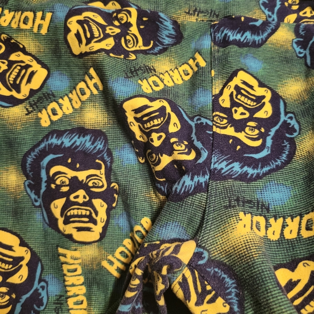 One size Lula roe horror leggings